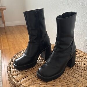 Steve Madden Black Heeled Boots with Square Toe